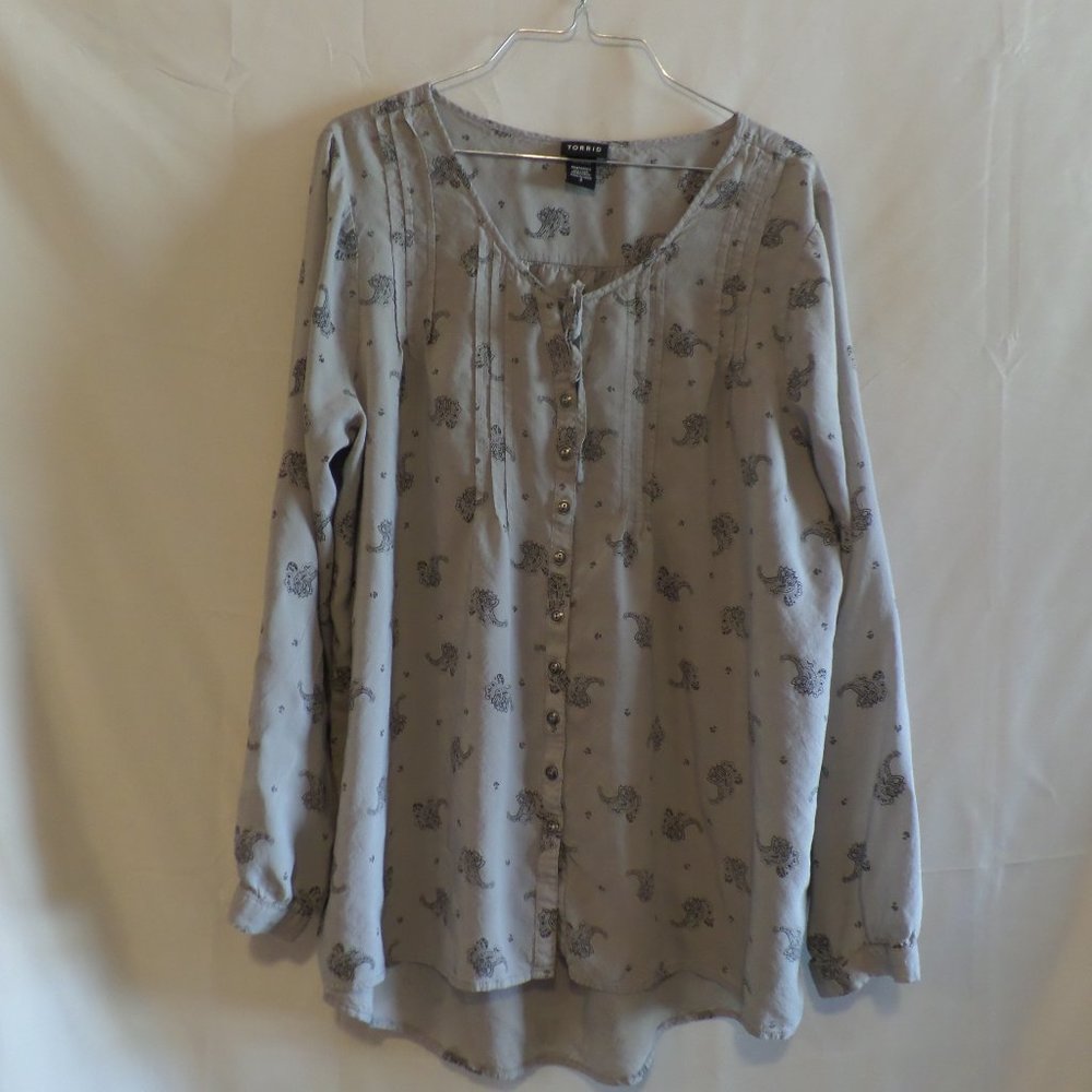 Torrid Peasant-Sleeve Pintuck Women's Gray Paisley Print Top – Size 2
